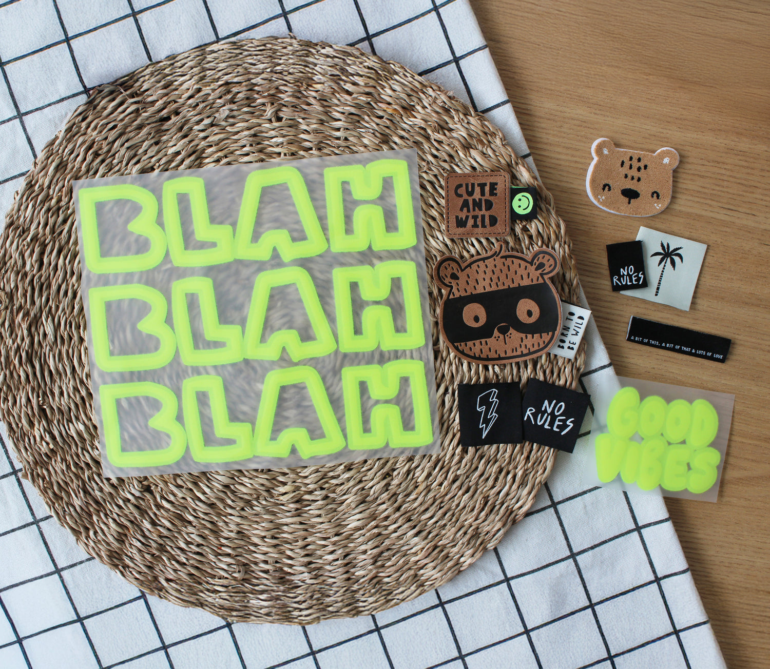 Surprise - Tüddelabo *JUNGS* - Surprise Tüddelabo